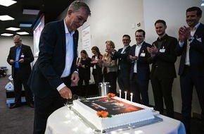 Swiss Infosec AG: 35 Jahre! Jubilaeums-MEET-SWISS-INFOSEC! Swiss Infosec on Fire