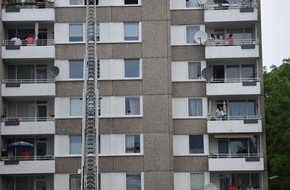 Feuerwehr Dortmund: FW-DO: Eine Person aus Brandwohnung gerettet