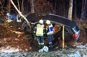 Kreisfeuerwehr Rotenburg (W&uuml;mme): FW-ROW: Verkehrsunfall auf der K234 in Hellwege