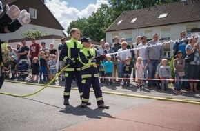 Freiwillige Feuerwehr Menden: FW Menden: Feuerwehrfest Bösperde: Sperrung der Holzener Dorfstraße am Sonntag