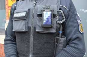 Bundespolizeiinspektion Kiel: BPOL-KI: Widerstand gegen Beamte der Bundespolizei Strafbare Handlungen des 30-jährigen Mannes mittels Einsatz der Bodycam gesichert
