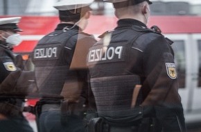 Bundespolizeidirektion Sankt Augustin: BPOL NRW: Schnelle Rückführung nach Belgien nach vorheriger Festnahme durch Bundespolizei - Person wurde mit Strafvollstreckungshaftbefehl gesucht