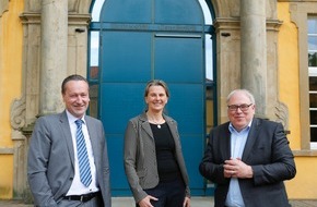 Universität Osnabrück: Präsidium der Uni Osnabrück neu aufgestellt: Senat wählt Andrea Lenschow, Jochen Oltmer und Kai-Uwe Kühnberger als Vizepräsident*innen