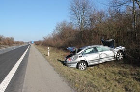 Polizeidirektion Landau: POL-PDLD: A 65 - Neustadt an der Weinstraße
Pkw überschlägt sich mehrfach auf Autobahn