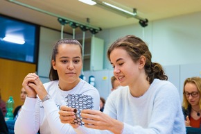 Hightech im Klassenzimmer: In Münsingen begeistern Coaches für MINT-Berufe (07.-09.11.)