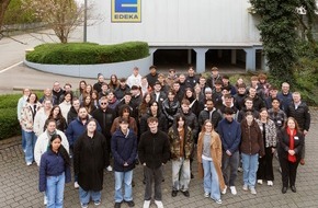 Edeka S&uuml;dwest: Presse-Information: Edeka S&uuml;dwest begr&uuml;&szlig;t 70 neue Auszubildende in Offenburg