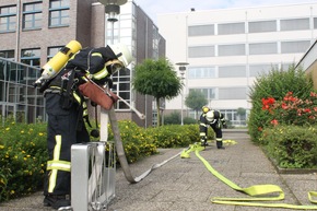 FW-WRN: Zugübung des Löschzug 1 Stadtmitte der Freiwilligen Feuerwehr Werne