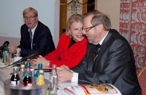 Mestemacher GmbH: ORTSWECHSEL! / Mestemacher Forum Zukunft / Einladung zum amerikanisch-deutschen Managementgespräch (BILD)