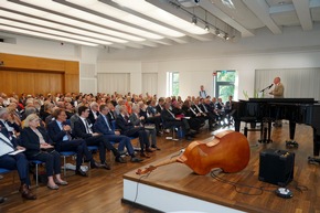 Festakt zum Abschied für Prälat Dr. Peter Klasvogt in der Katholischen Akademie Schwerte - Direktor der Katholischen Akademie Schwerte und der Kommende Dortmund wechselt nach Rom
