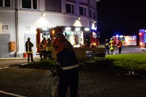 FW Wachtberg: Großübung der Feuerwehr Wachtberg am Fraunhofer Institut in Werthhoven