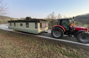 Polizeidirektion Kaiserslautern: POL-PDKL: Ungewöhnliches Schleppergespann