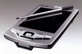 Tchibo GmbH: Tchibo bietet große Technik im Kleinst-Format / Leistungsstarker Pocket PC samt Navigationssystem zum Spitzenpreis