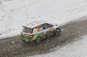 Skoda Auto Deutschland GmbH: Zehnte Zeit im Shakedown - SKODA Junior Sepp Wiegand findet gut in die erste 'Monte' (BILD)