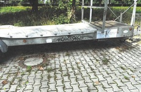 Polizeiinspektion Emsland/Grafschaft Bentheim: POL-EL: Lingen - Graffiti an Bootsanhänger (Foto)