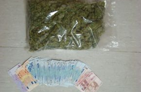 Polizeidirektion Hannover: POL-H: Marihuana beschlagnahmt

(mit Fotos)