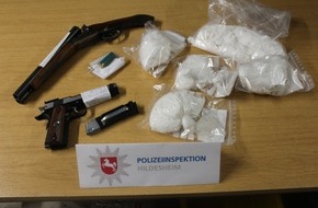 Polizeiinspektion Hildesheim: POL-HI: Gemeinsame Pressemitteilung der StA Hildesheim und der Polizei Hildesheim
-Drogenfahnder beschlagnahmen Amphetamin und Schrotflinte-
