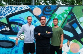 ALDI: Exklusiv bei ALDI: Die freekickerz Sport- und Streetwear-Kollektion präsentiert von Philipp Lahm