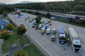 POL-VDKO: Polizei kontrolliert den gewerblichen Güterverkehr - Mehrfach mussten LKW wegen erheblicher Verstöße aus dem Verkehr gezogen werden