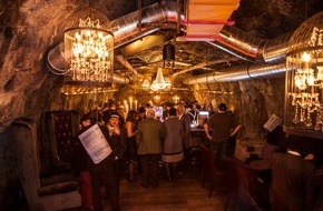 Altstadt Genusshotel**** & Weinhaus Auracher Löchl: Speakeasy-Bar "Stollen 1930" in Kufstein setzt neue Maßstäbe - BILD