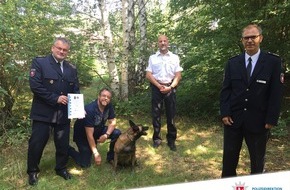 Polizei Braunschweig: POL-BS: Diensthundführer und Diensthündin in Pension verabschiedet