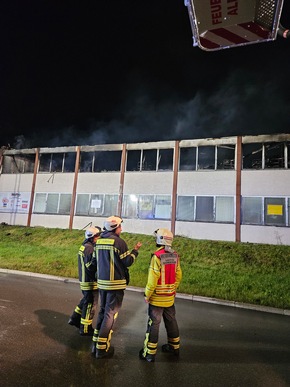 KFV Sigmaringen: 17.06.2026 Brand Industriegebäude in Neufra