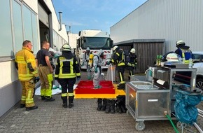 FFW Gemeinde Schwalmtal: FFW Schwalmtal: Gefahrstoffeinsatz in einem Industriebetrieb in Waldniel