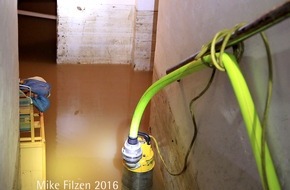 Feuerwehr Essen: FW-E: Wasserrohrbruch in der Innenstadt