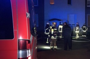 Feuerwehr Bottrop: FW-BOT: Rauchwarnmelder weckt Bewohnerin bei vermeintlichen Kellerbrand