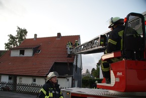 FW-AR: Wohnungsbrand in Herdringen endet ohne Verletzte