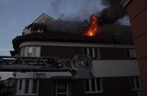 Polizeipräsidium Neubrandenburg: POL-NB: Brand einer Wohnung in einem Mehrfamilien- und Geschäftshaus in der historischen Altstadt von Barth LK VR