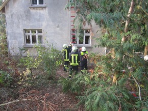 FW Borgentreich: Übungstag der Freiwilligen Feuerwehren der Stadt Borgentreich. 
Am Samstag den 20.10.2018 führten die Feuerwehren der Stadt Borgentreich einen Übungstag durch.