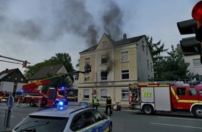 Feuerwehr Dortmund: FW-DO: Feuer in Lütgendortmund. Wohungsbrand in Mehrfamilienhaus.
