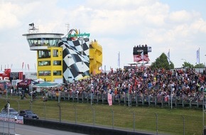 ADAC: LIQUI MOLY Motorrad Grand Prix Deutschland auf dem Sachsenring: 233.196 begeisterte Besucher sorgen für neuen Rekord