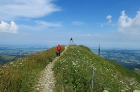 Wandermagazin SCHWEIZ: Mit zwei neuen Wanderbüchern die Schweiz entdecken