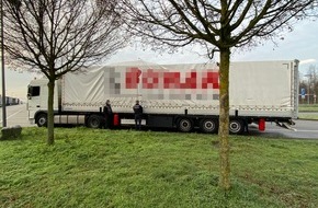 Polizeipräsidium Offenburg: POL-OG: Mahlberg, A5 - LKW Huckepack