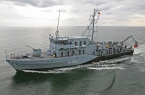Presse- und Informationszentrum Marine: Deutsche Marine - Pressemeldung/ Pressetermin: Bereit für den NATO-Einsatz: Minenjagdboot "Sulzbach-Rosenberg" im internationalen Verband zum Schutz der Seewege