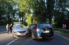 Polizei Rheinisch-Bergischer Kreis: POL-RBK: Odenthal - Betrunkener Pkw-Fahrer ohne Fahrerlaubnis verursacht Verkehrsunfall