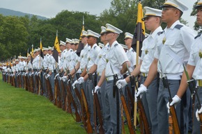 &quot;No Calling Too Great&quot;- Erster deutscher Soldat absolviert vierjähriges Studium in West Point