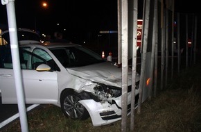 Polizei Minden-Lübbecke: POL-MI: Verkehrsunfall im Kreuzungsbereich: Eine Person leicht verletzt