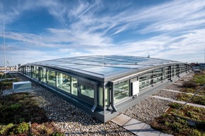 Munich: 950 m² LAMILUX Glass Roof PR60 in NEWTON office building of TÜV Süd Group