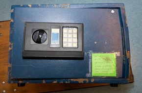 Polizeiinspektion Delmenhorst / Oldenburg - Land / Wesermarsch: POL-DEL: Stadt Delmenhorst: Tresor im Delmegrundsee gefunden +++ Eigent&uuml;mer gesucht