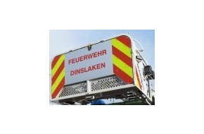 Feuerwehr Dinslaken: FW Dinslaken: Feuerwehreinsatz in Einkaufsstraße