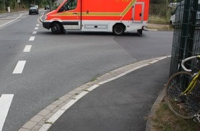Polizei Rheinisch-Bergischer Kreis: POL-RBK: Rösrath - Gehwegkante stoppt Rennradfahrer