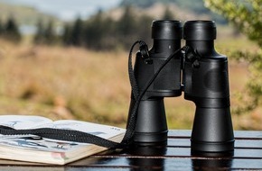 Bund f&uuml;r Umwelt und Naturschutz Deutschland e.V. (BUND): ++ BUND-&Ouml;kotipp | V&ouml;gel beobachten: Mit diesen drei Tipps klappt das Birdwatching ++