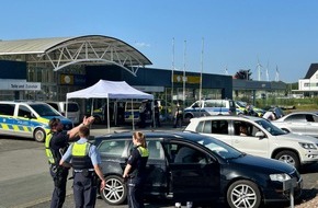 Polizei Paderborn: POL-PB: #LEBEN: Gemeinsame Schwerpunktkontrolle der Polizei Paderborn und der Polizei Soest