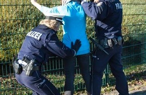 Polizei Rhein-Erft-Kreis: POL-REK: 180228-4: Ladendiebin in Haft genommen- Kerpen