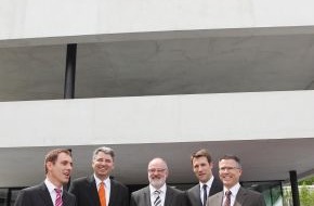 Roche Pharma AG: Neues Roche Verwaltungsgebäude und Energiezentrale der Bestimmung übergeben (mit Bild)