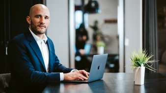 Roman Mayer: Mehr Umsatz durch Printmailings? Copywriting-Experte Roman Mayer verr&auml;t, wie es geht &ndash; und was professionelle Sales-Letter dabei wirklich leisten k&ouml;nnen