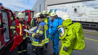 FW-AR: Feuerwehr Arnsberg bildet Einsatzkräfte für ABC-Einsätze aus