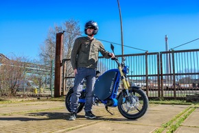 Pedal-operated electric motorcycle: World première of the new eROCKIT